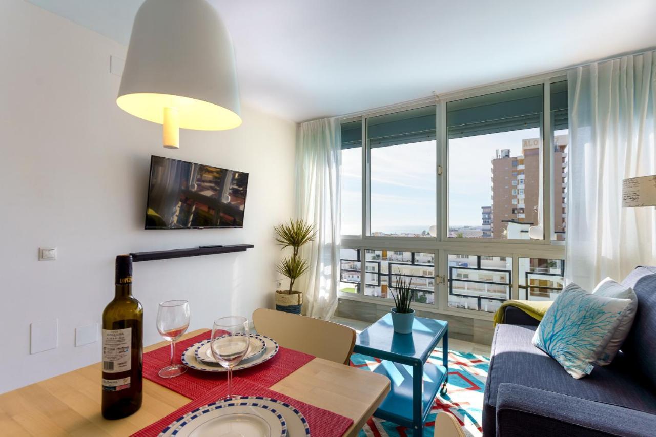טורמולינוס Malagasuite Carihuela Apartments מראה חיצוני תמונה